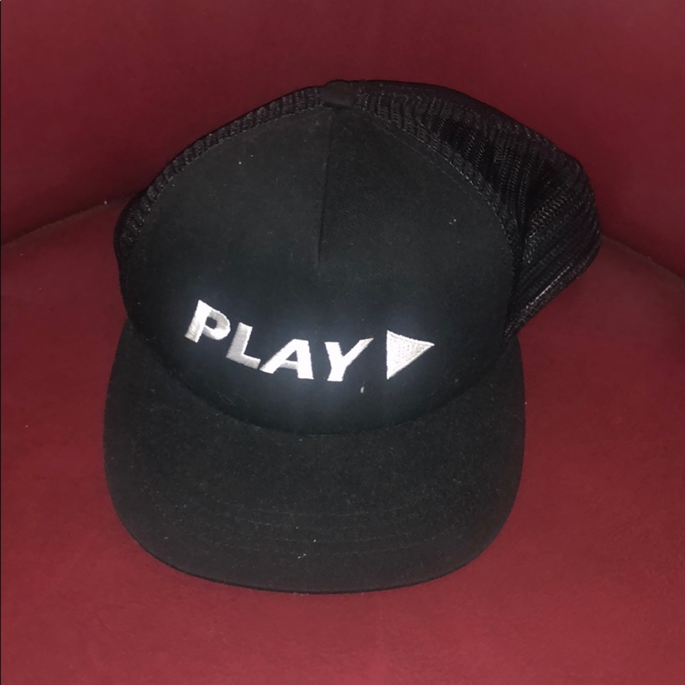 Crossfit play trucker snapback